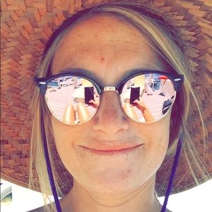 Meet your Posher, Nichole